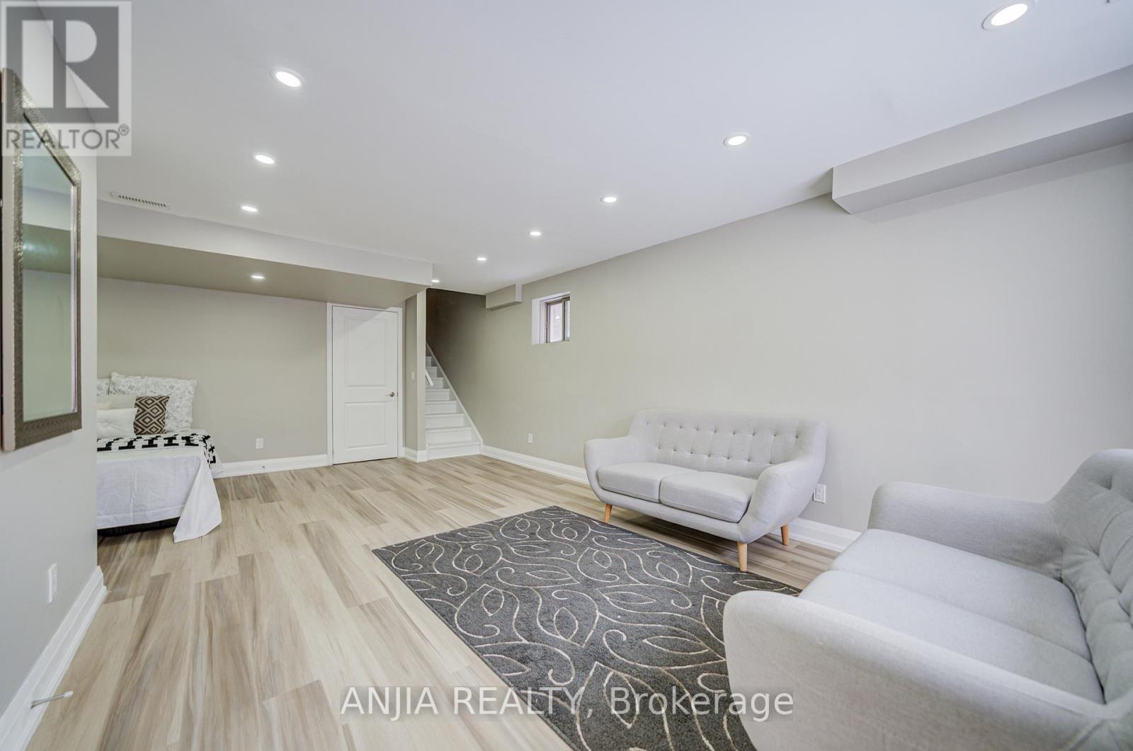 143 Lageer Drive, Whitchurch-Stouffville, Ontario  L4A 4V2 - Photo 42 - N12738050