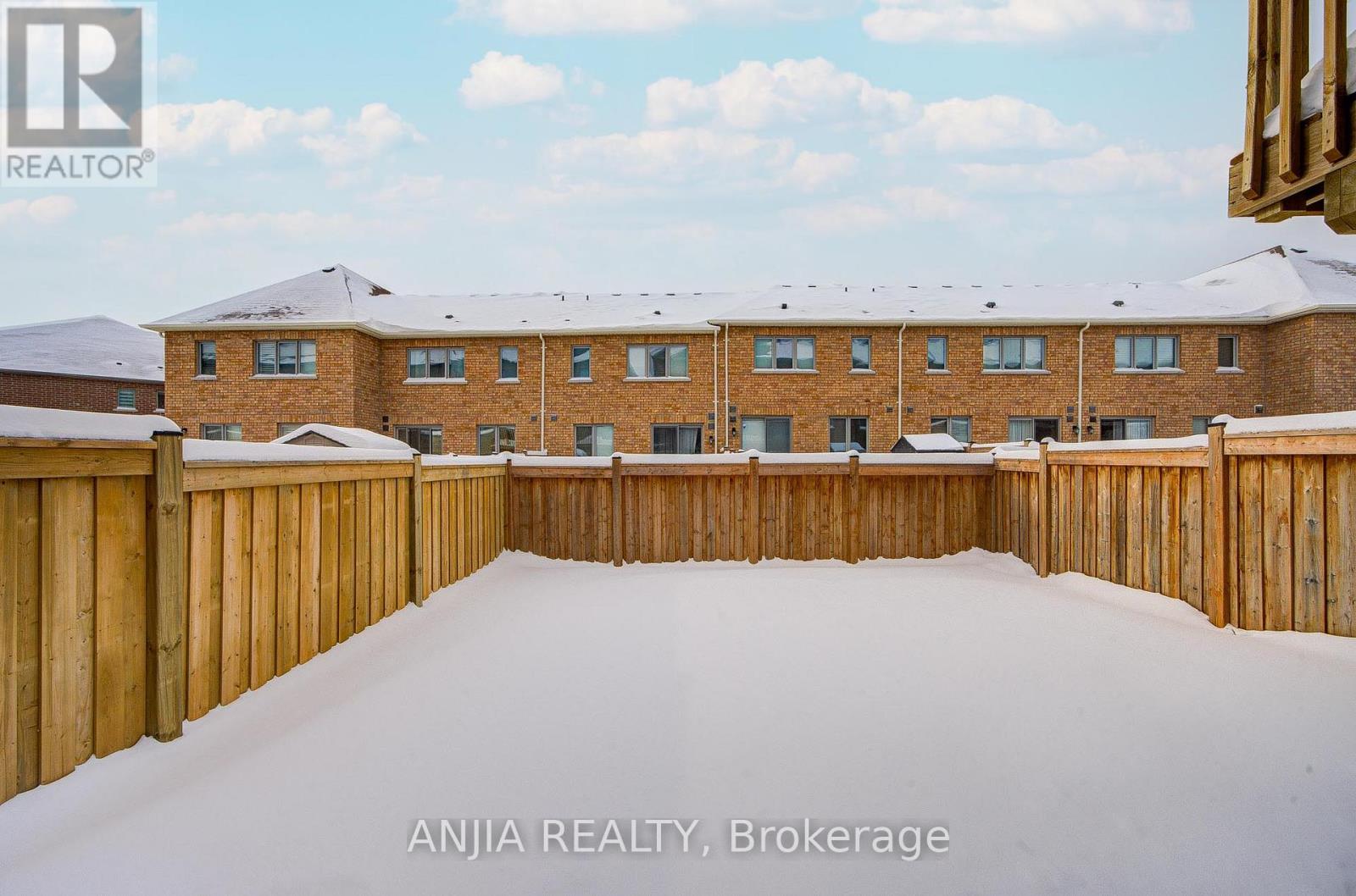 143 Lageer Drive, Whitchurch-Stouffville, Ontario  L4A 4V2 - Photo 43 - N12738050