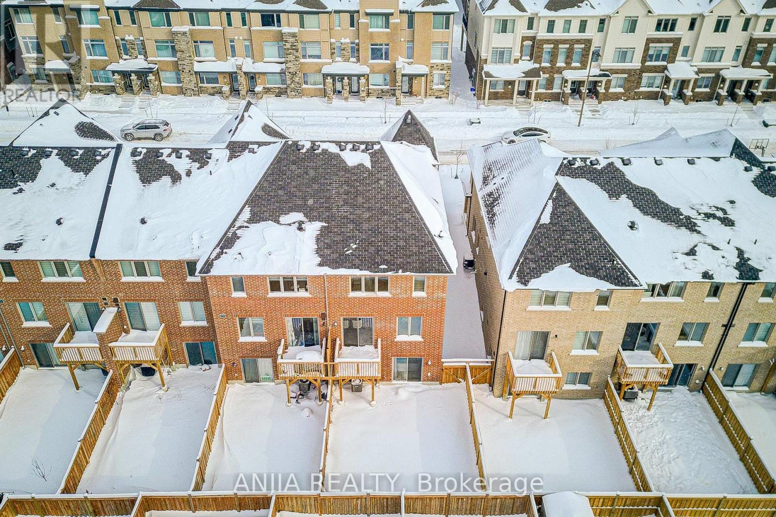 143 Lageer Drive, Whitchurch-Stouffville, Ontario  L4A 4V2 - Photo 49 - N12738050