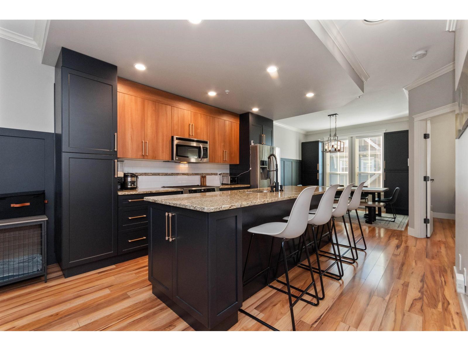 10 45137 Nicomen Crescent, Garrison Crossing, Chilliwack, British Columbia  V2R 0R3 - Photo 3 - R3083949