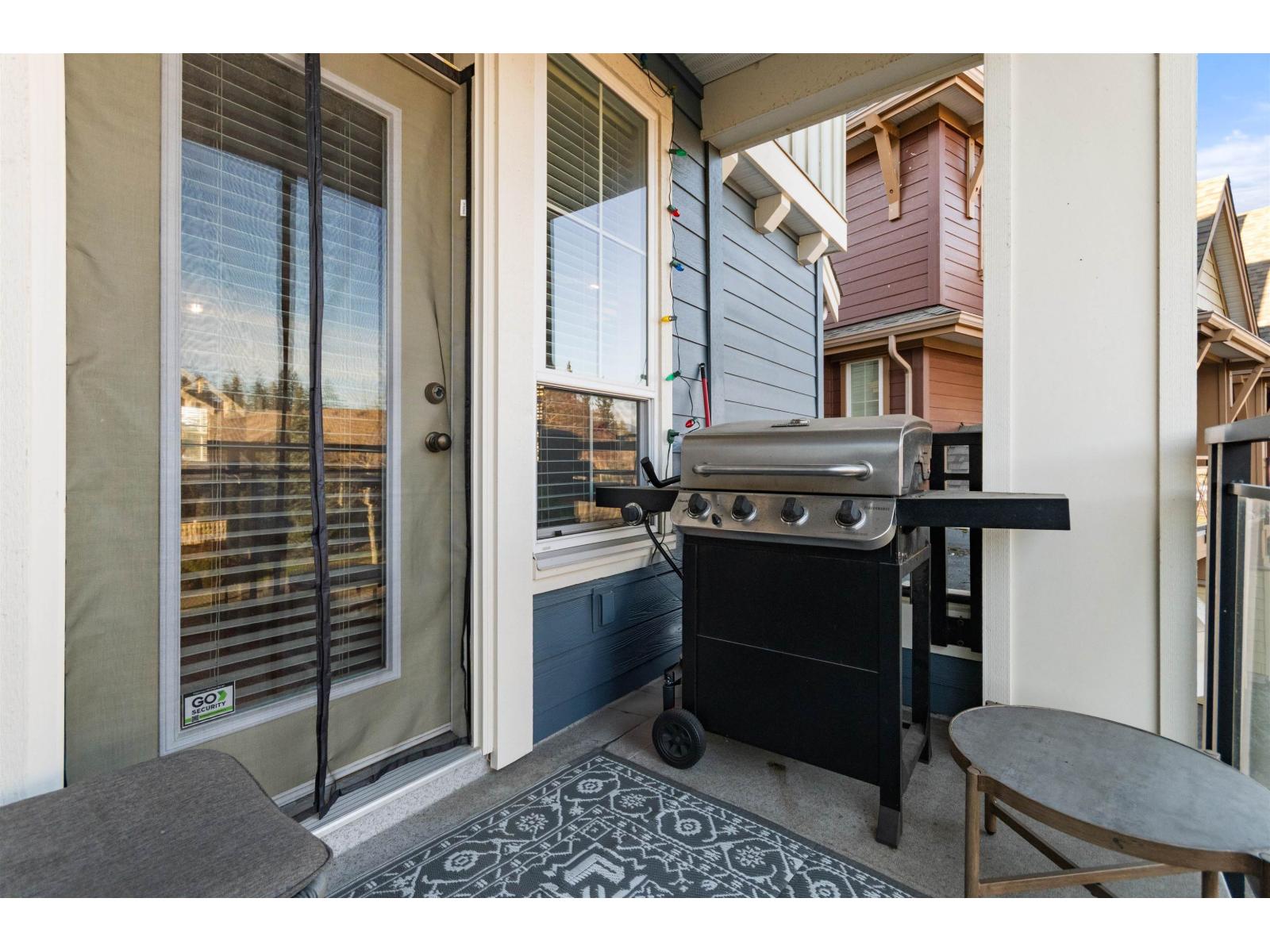 10 45137 Nicomen Crescent, Garrison Crossing, Chilliwack, British Columbia  V2R 0R3 - Photo 13 - R3083949