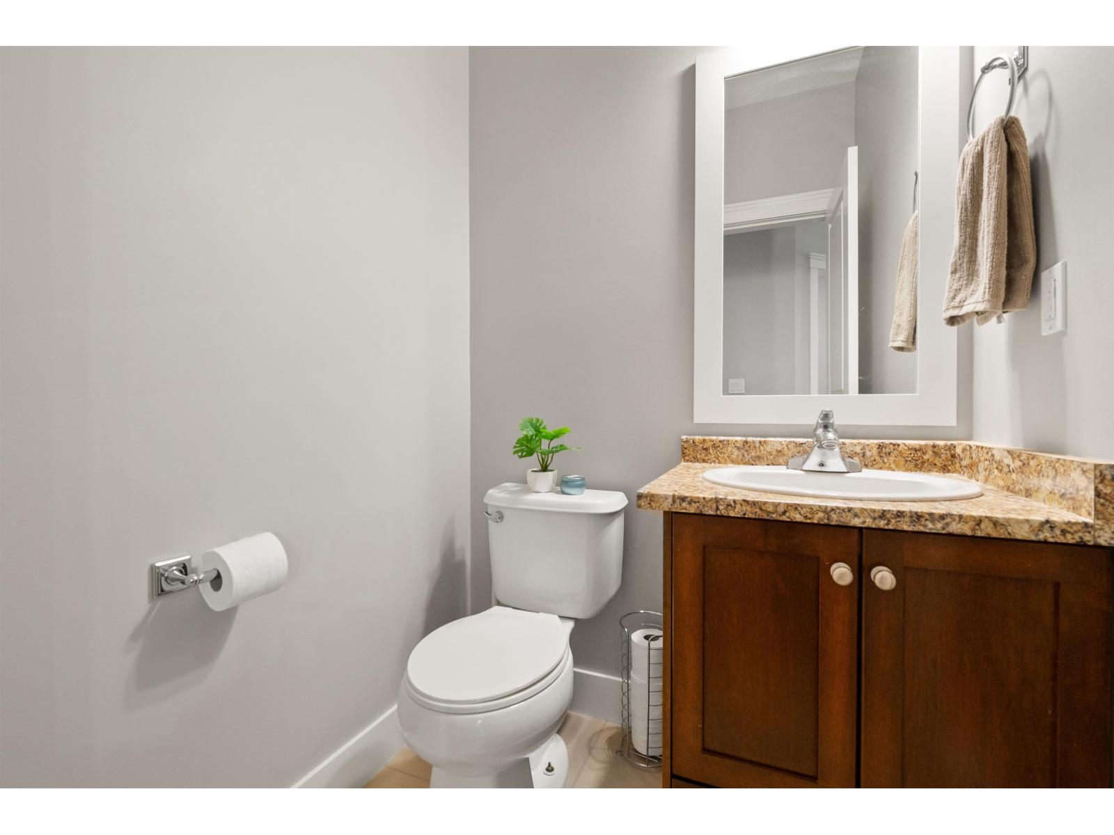 10 45137 Nicomen Crescent, Garrison Crossing, Chilliwack, British Columbia  V2R 0R3 - Photo 20 - R3083949