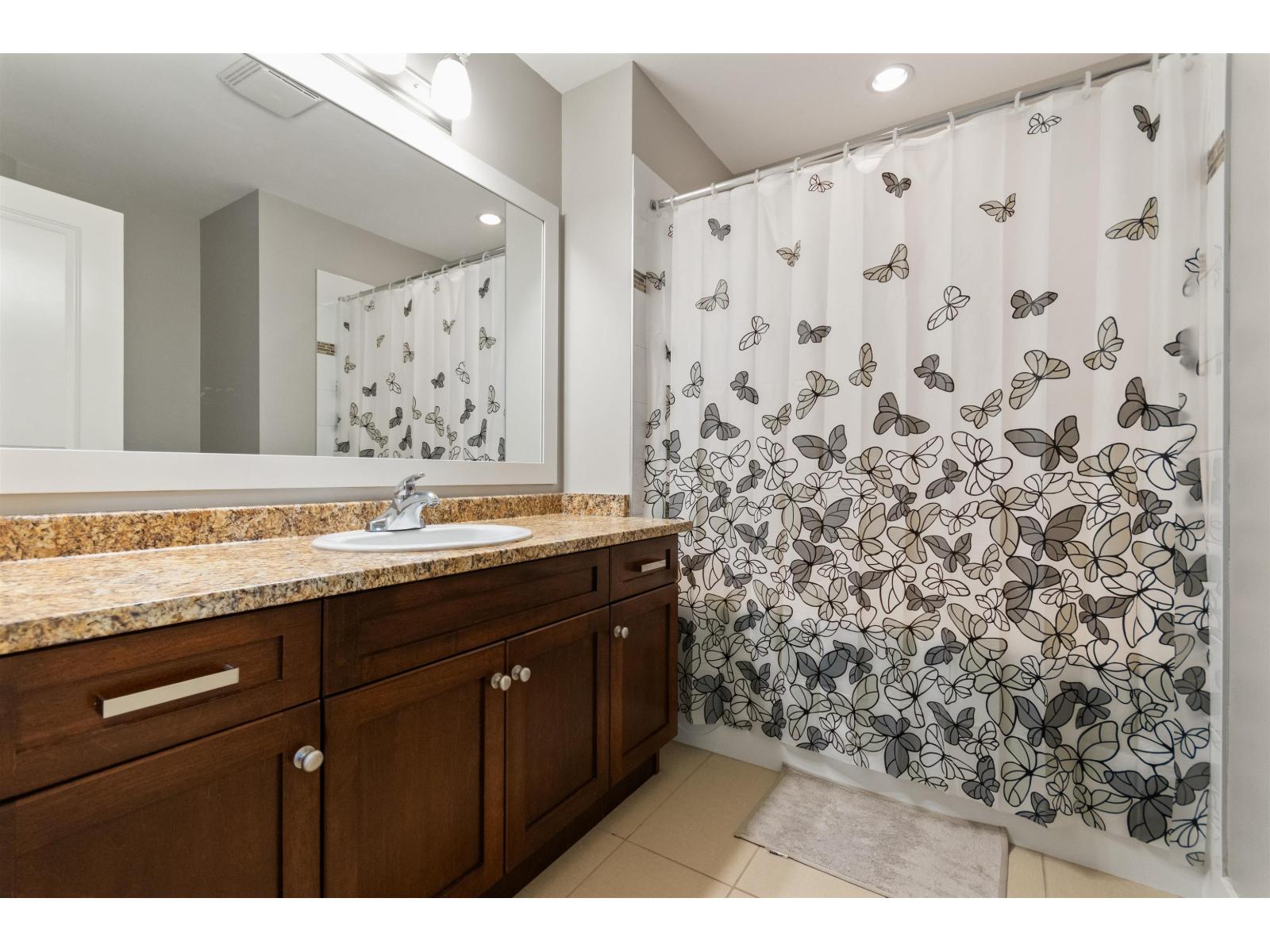 10 45137 Nicomen Crescent, Garrison Crossing, Chilliwack, British Columbia  V2R 0R3 - Photo 27 - R3083949