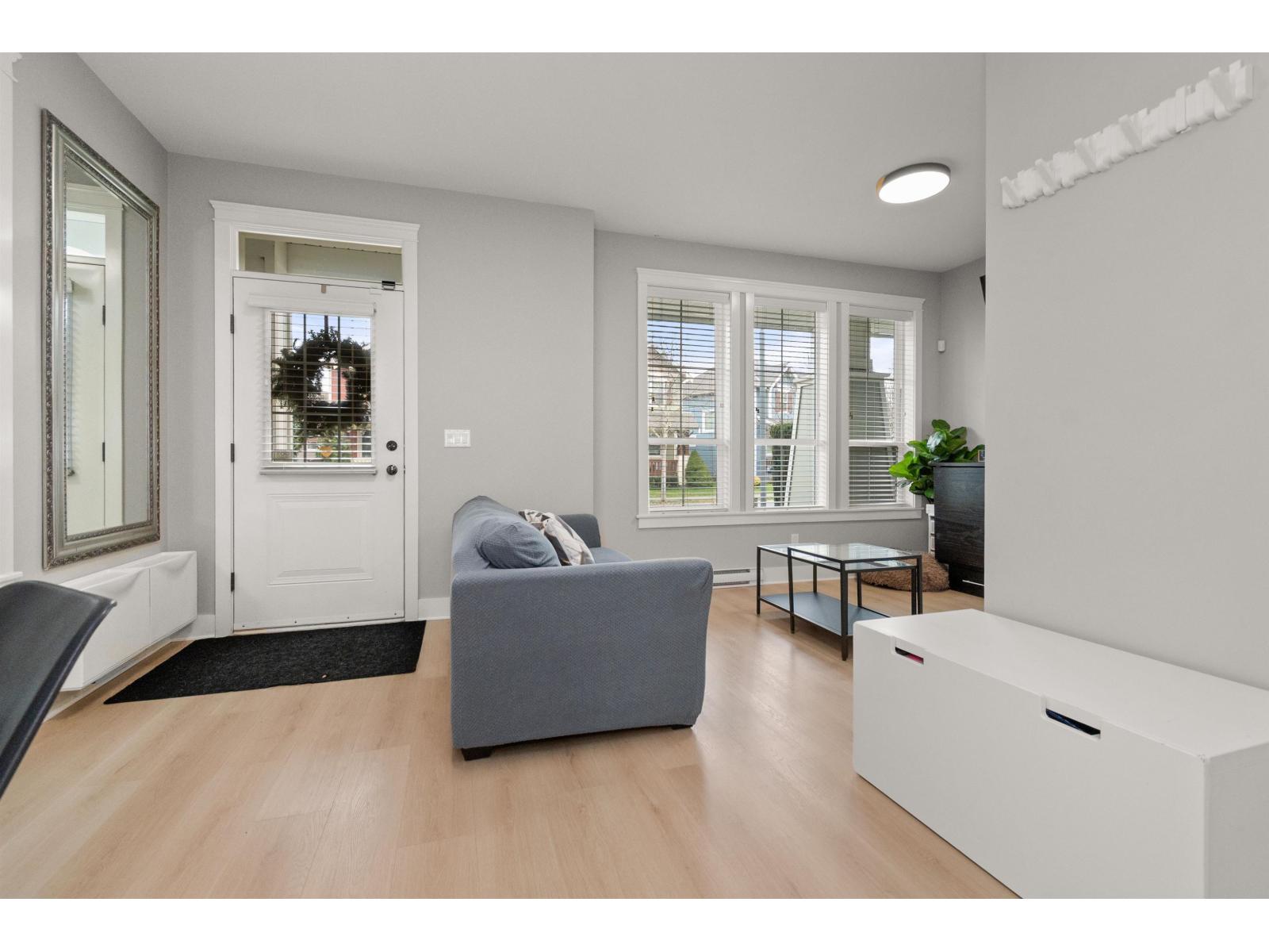 10 45137 Nicomen Crescent, Garrison Crossing, Chilliwack, British Columbia  V2R 0R3 - Photo 35 - R3083949