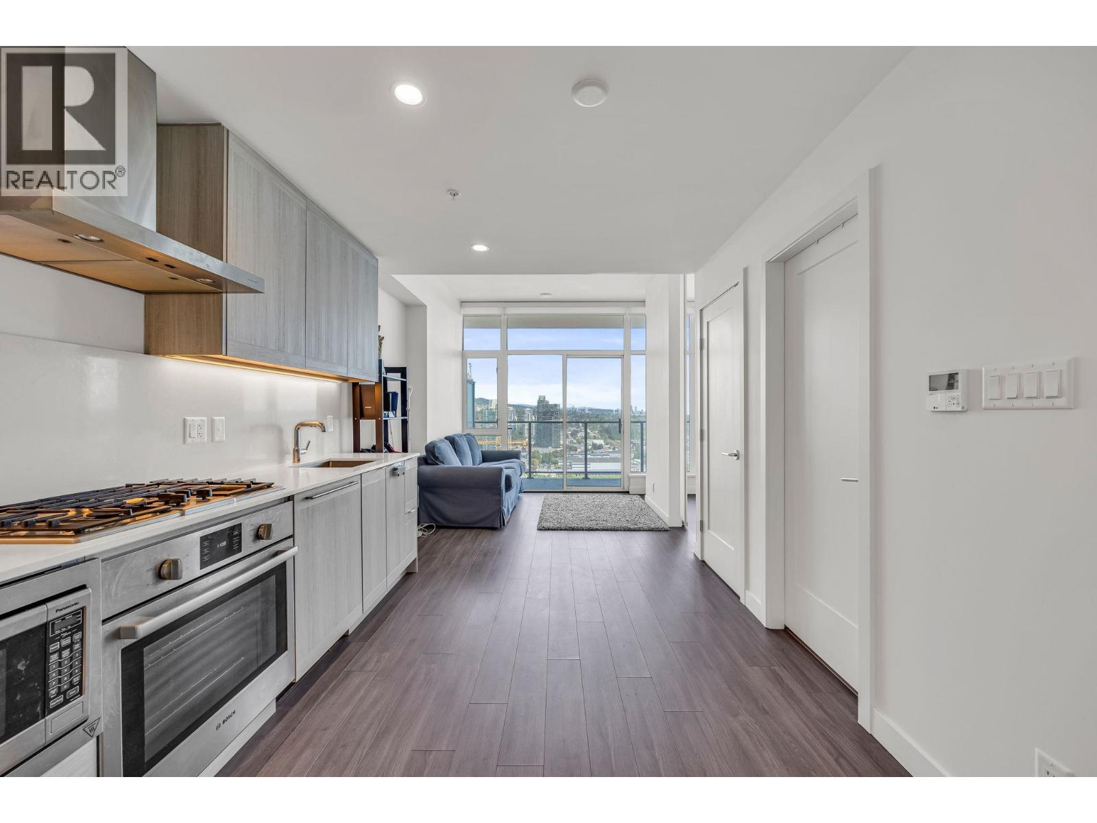 2502 2351 Beta Avenue, Burnaby, British Columbia  V5C 0M2 - Photo 4 - R3078907