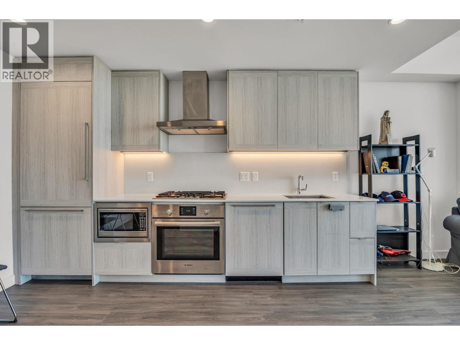 2502 2351 Beta Avenue, Burnaby, British Columbia  V5C 0M2 - Photo 8 - R3078907