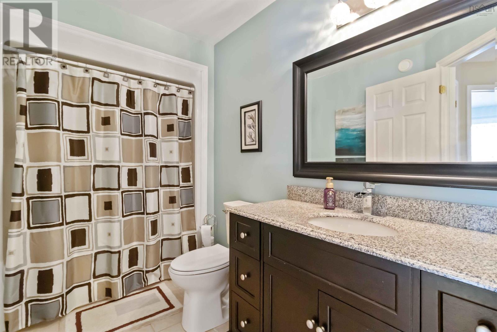 92 Russell Lake Drive, Dartmouth, Nova Scotia  B2W 6J5 - Photo 35 - 202601638