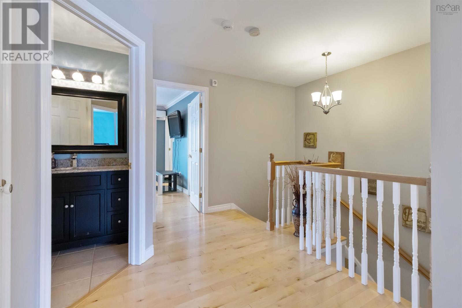 92 Russell Lake Drive, Dartmouth, Nova Scotia  B2W 6J5 - Photo 27 - 202601638