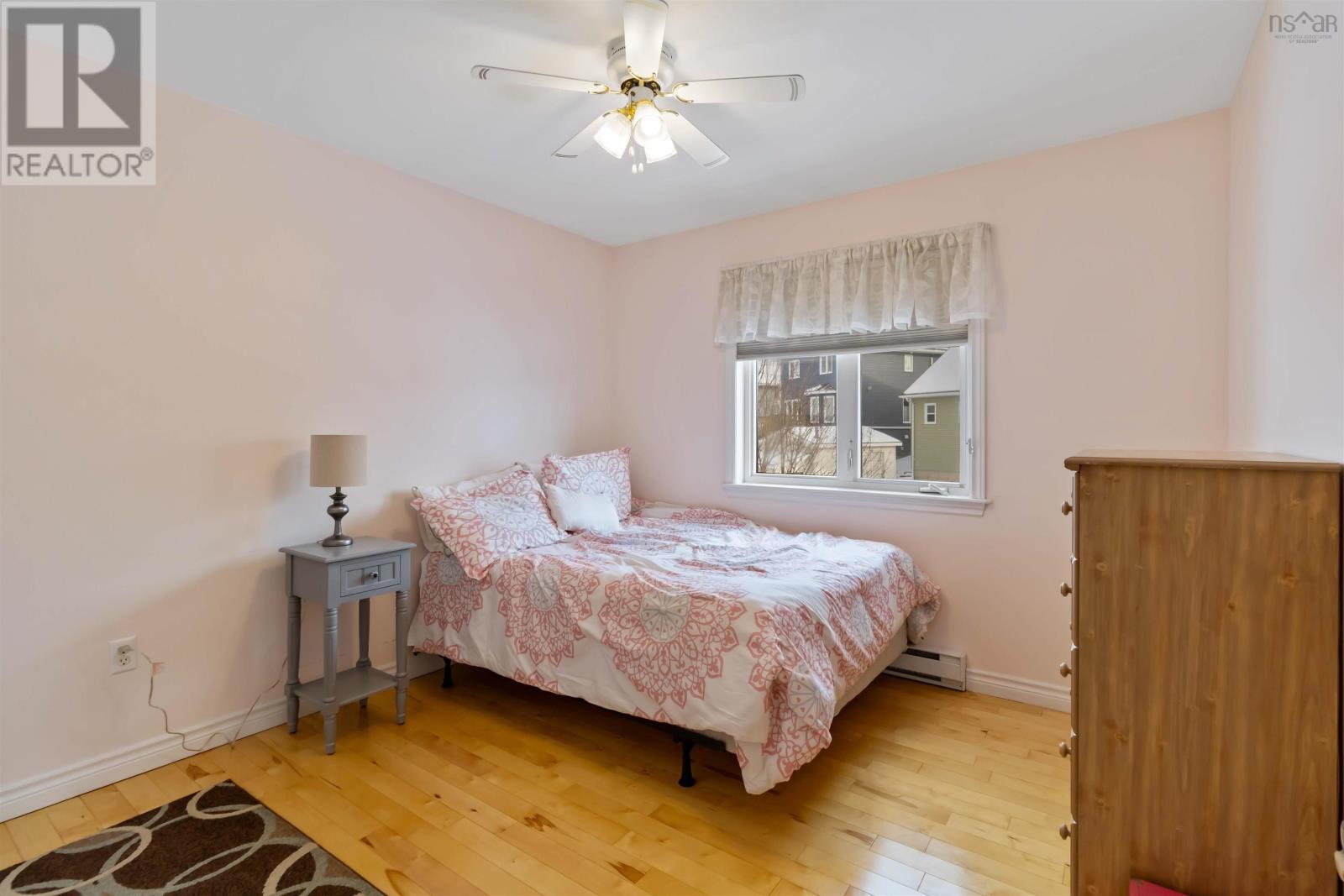 92 Russell Lake Drive, Dartmouth, Nova Scotia  B2W 6J5 - Photo 36 - 202601638