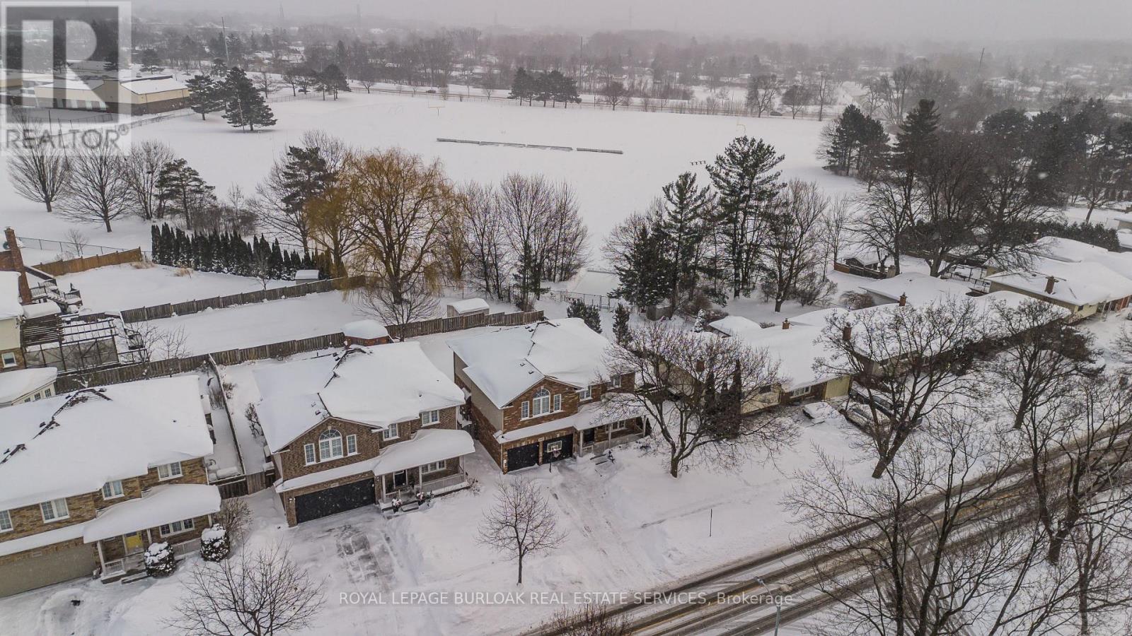 2055 Mountain Grove Avenue, Burlington, Ontario  L7P 2H8 - Photo 3 - W12739228