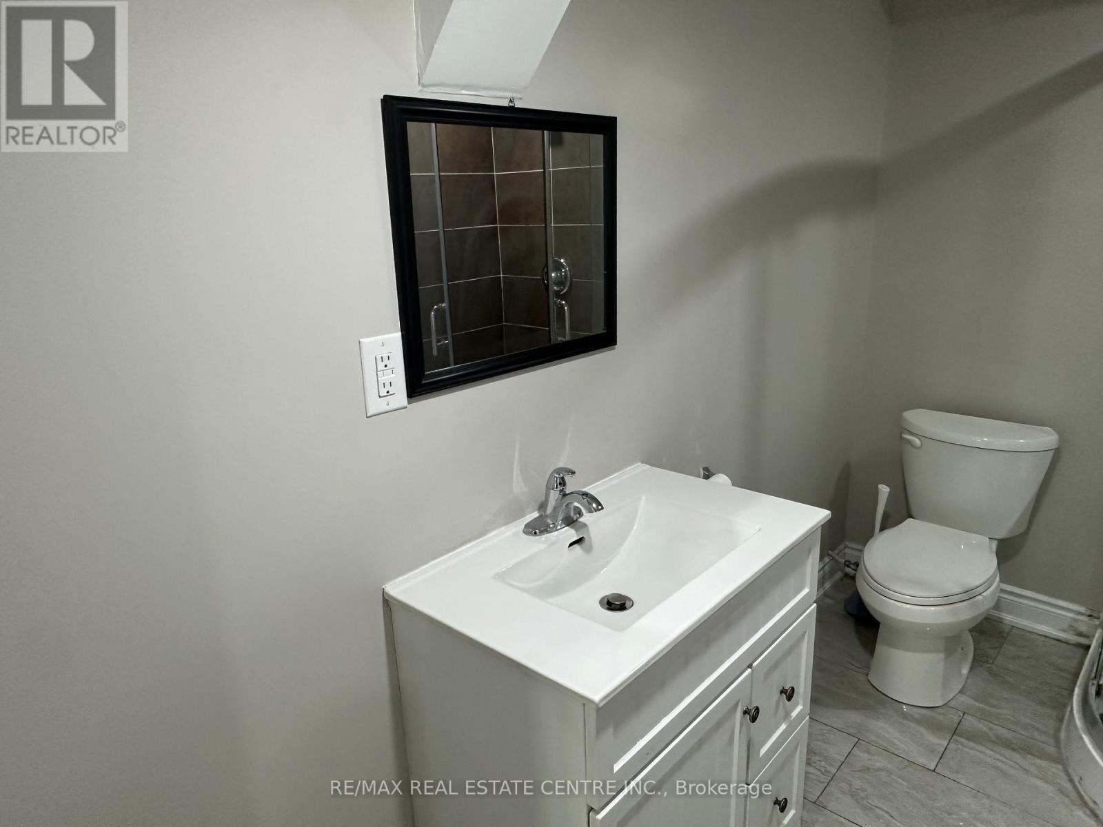 Lower - 6 Hollingworth Circle, Brampton, Ontario  L7A 3X7 - Photo 6 - W12739230