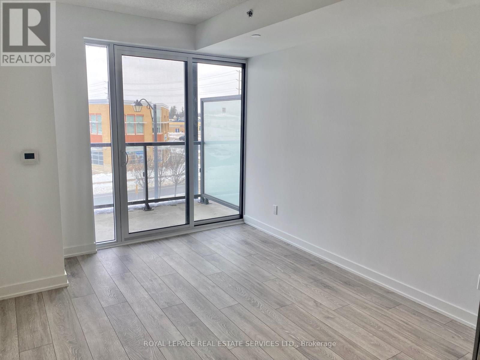 A318 - 3210 Dakota Common, Burlington, Ontario  L7M 0H4 - Photo 10 - W12739232