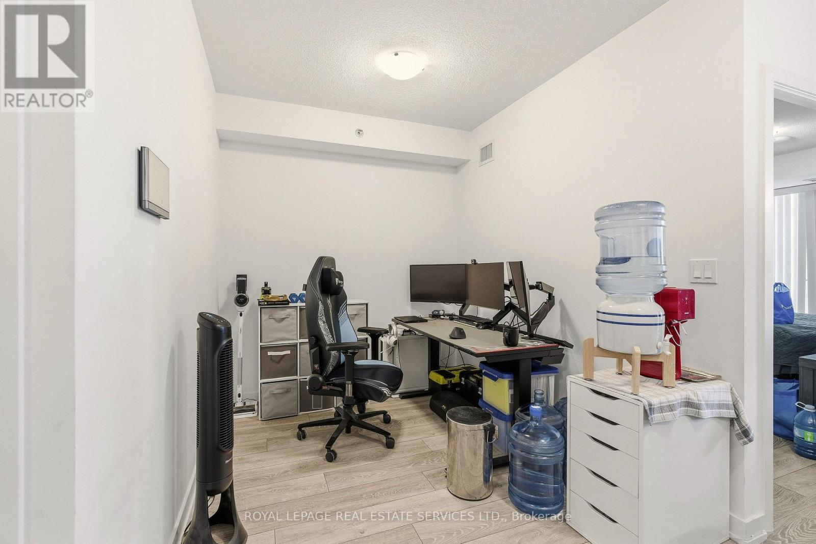 A318 - 3210 Dakota Common, Burlington, Ontario  L7M 0H4 - Photo 13 - W12739232