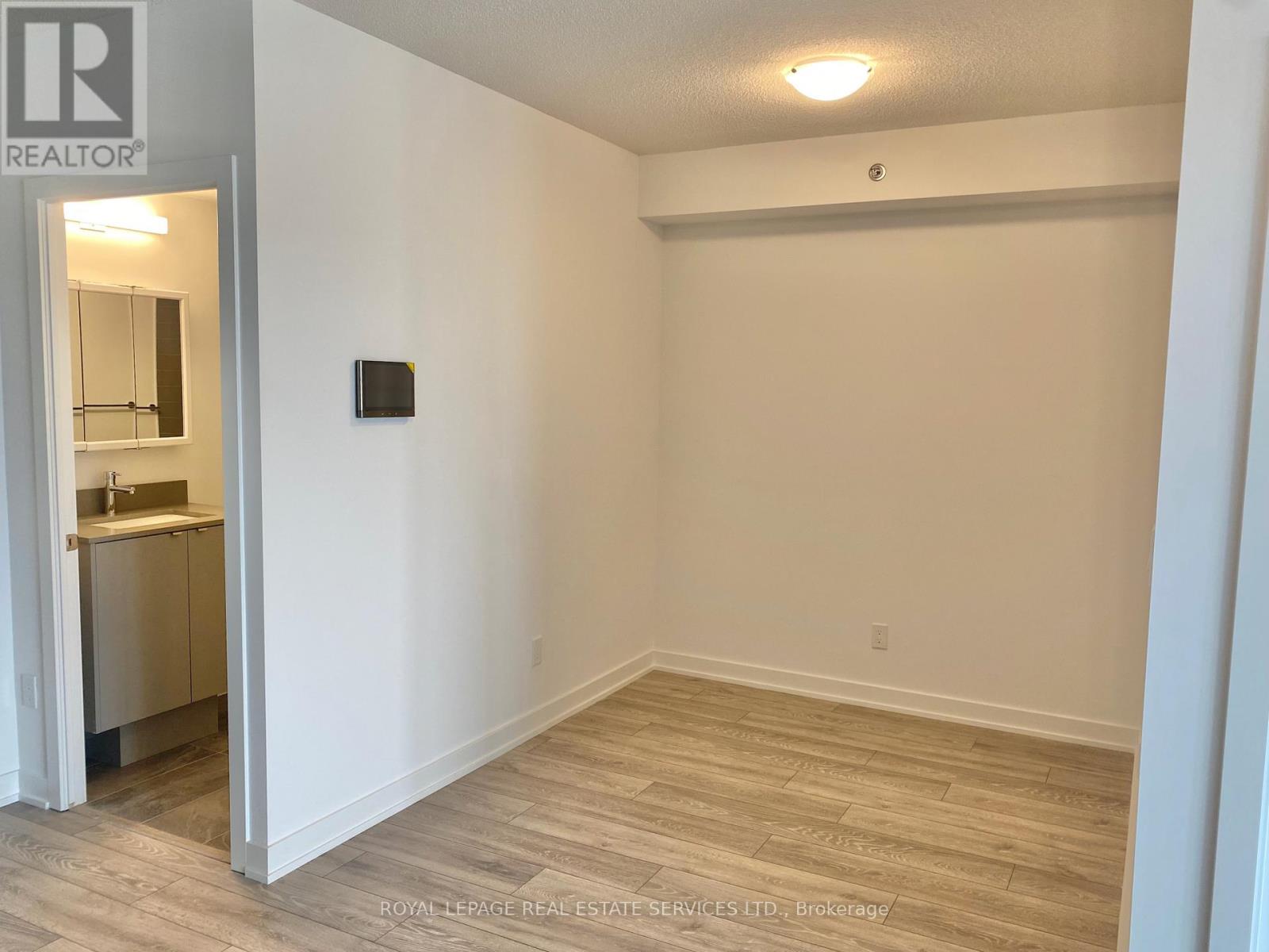 A318 - 3210 Dakota Common, Burlington, Ontario  L7M 0H4 - Photo 17 - W12739232