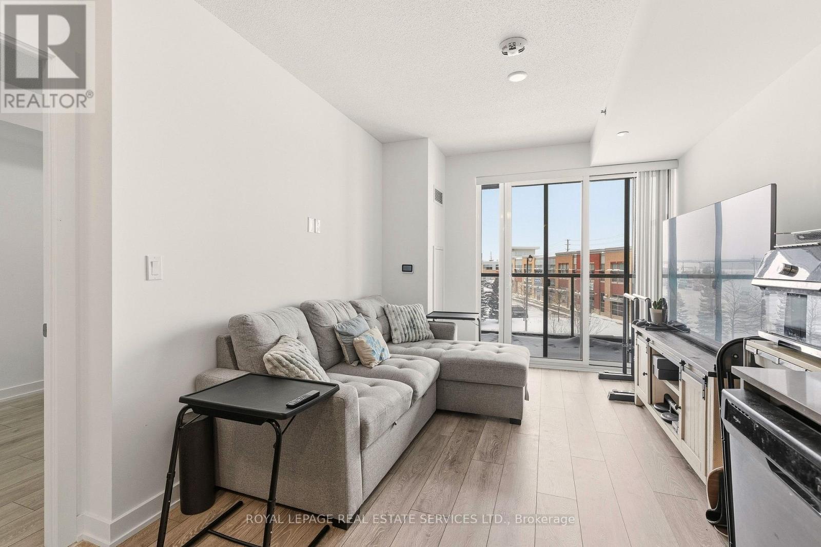 A318 - 3210 Dakota Common, Burlington, Ontario  L7M 0H4 - Photo 9 - W12739232