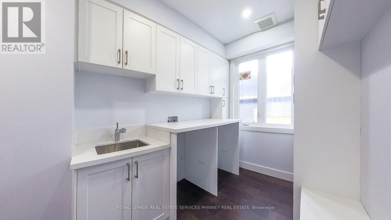 1029 Lorne Park Road, Mississauga, Ontario  L5H 2Z9 - Photo 15 - W12739234