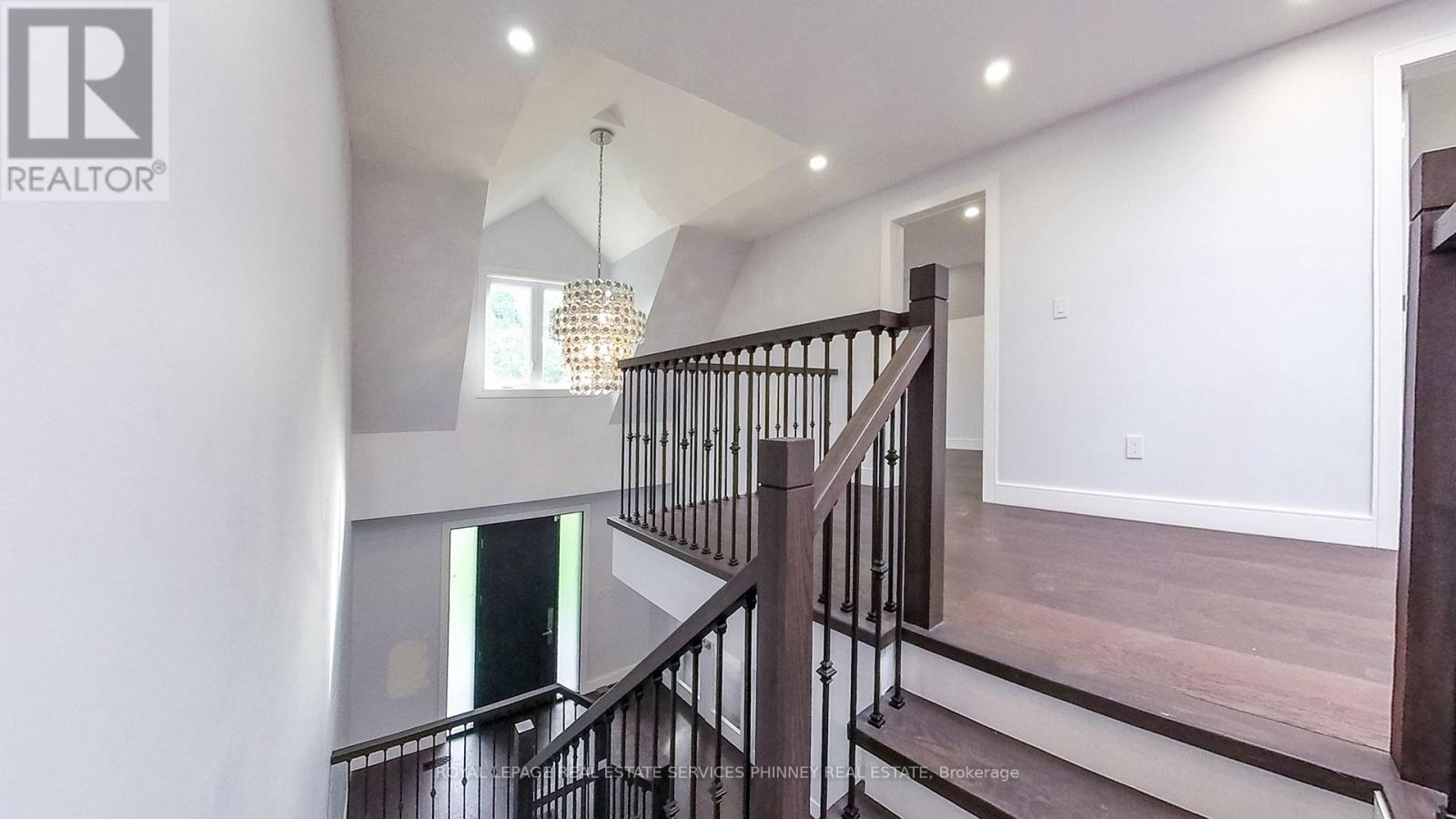 1029 Lorne Park Road, Mississauga, Ontario  L5H 2Z9 - Photo 17 - W12739234