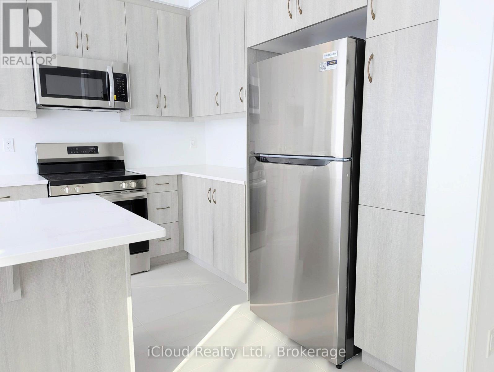 1340 Hearns Place, Milton, Ontario  L9E 2J7 - Photo 10 - W12739256