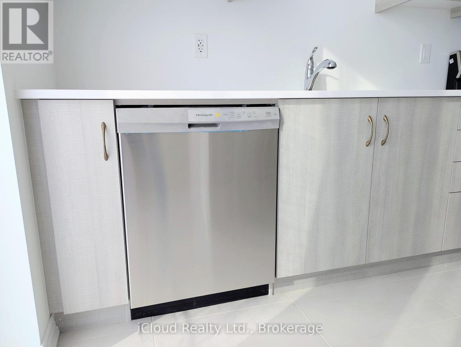 1340 Hearns Place, Milton, Ontario  L9E 2J7 - Photo 12 - W12739256