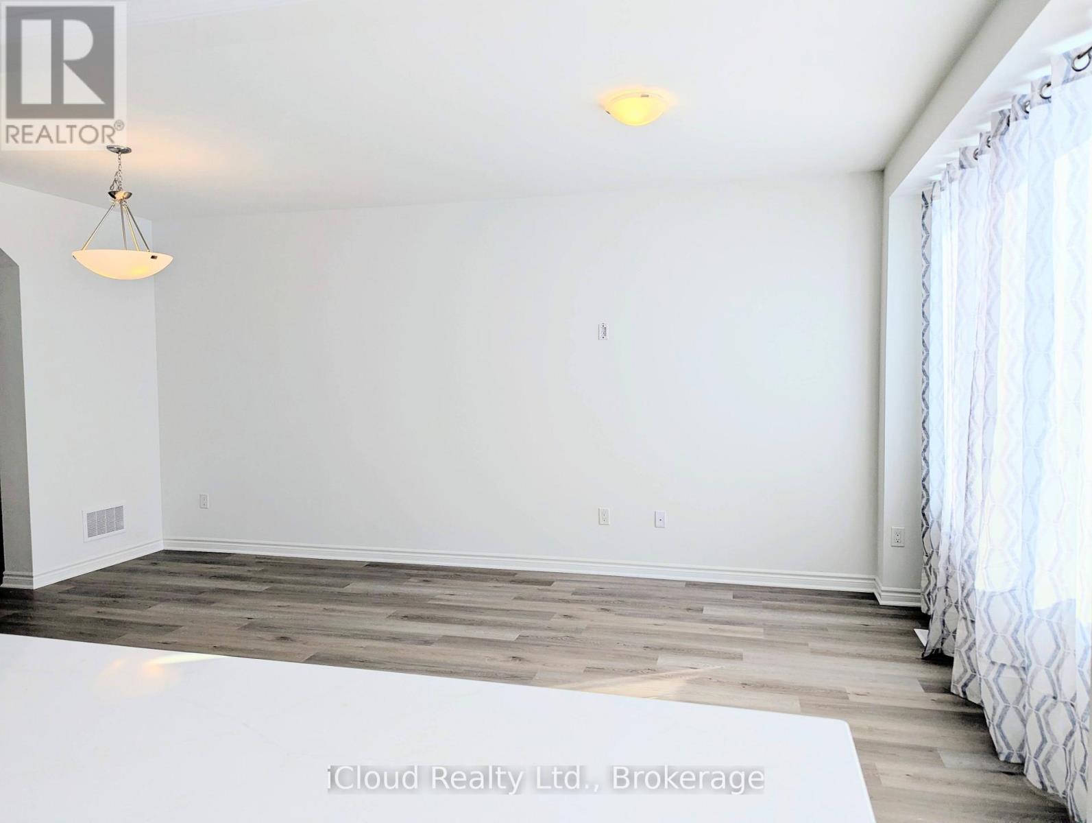 1340 Hearns Place, Milton, Ontario  L9E 2J7 - Photo 14 - W12739256