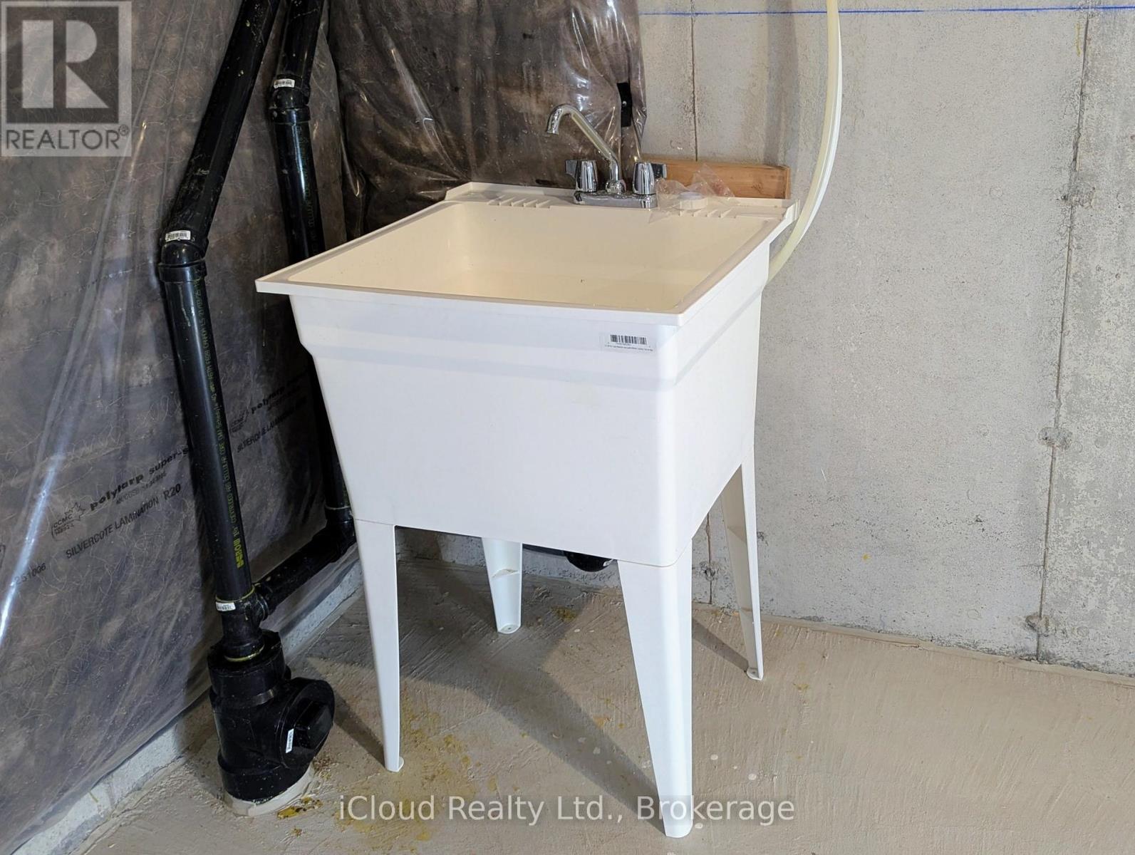 1340 Hearns Place, Milton, Ontario  L9E 2J7 - Photo 39 - W12739256