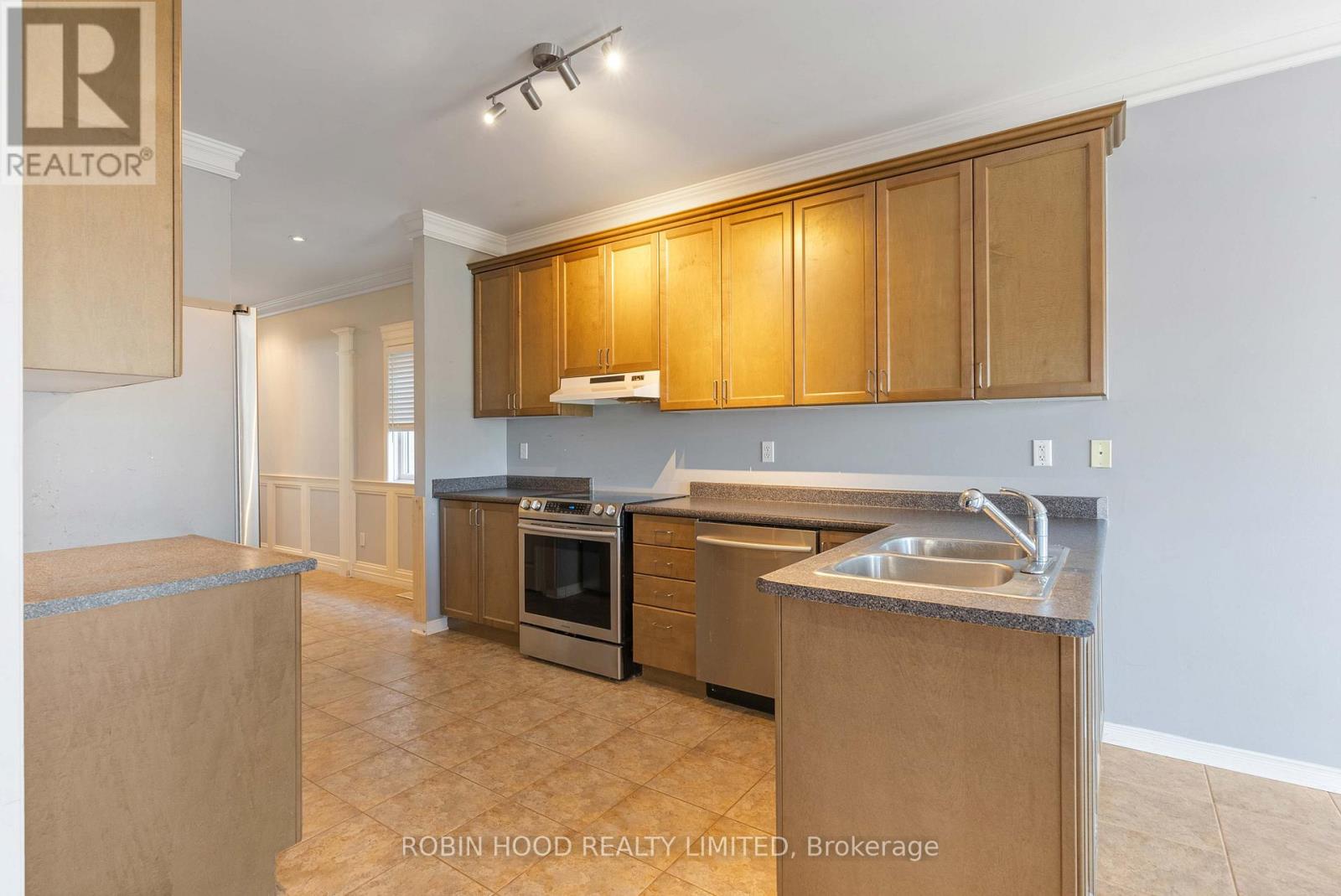 6 Meadowlark Drive, Halton Hills, Ontario  L7G 6N2 - Photo 18 - W12739264