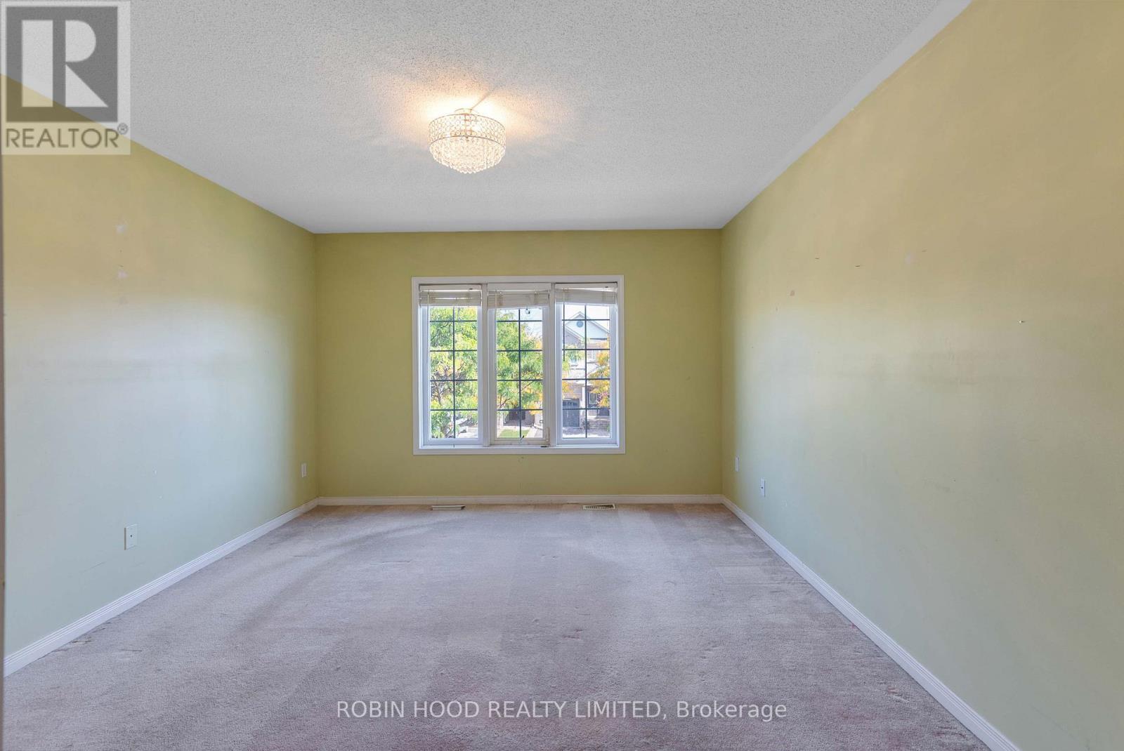 6 Meadowlark Drive, Halton Hills, Ontario  L7G 6N2 - Photo 8 - W12739264