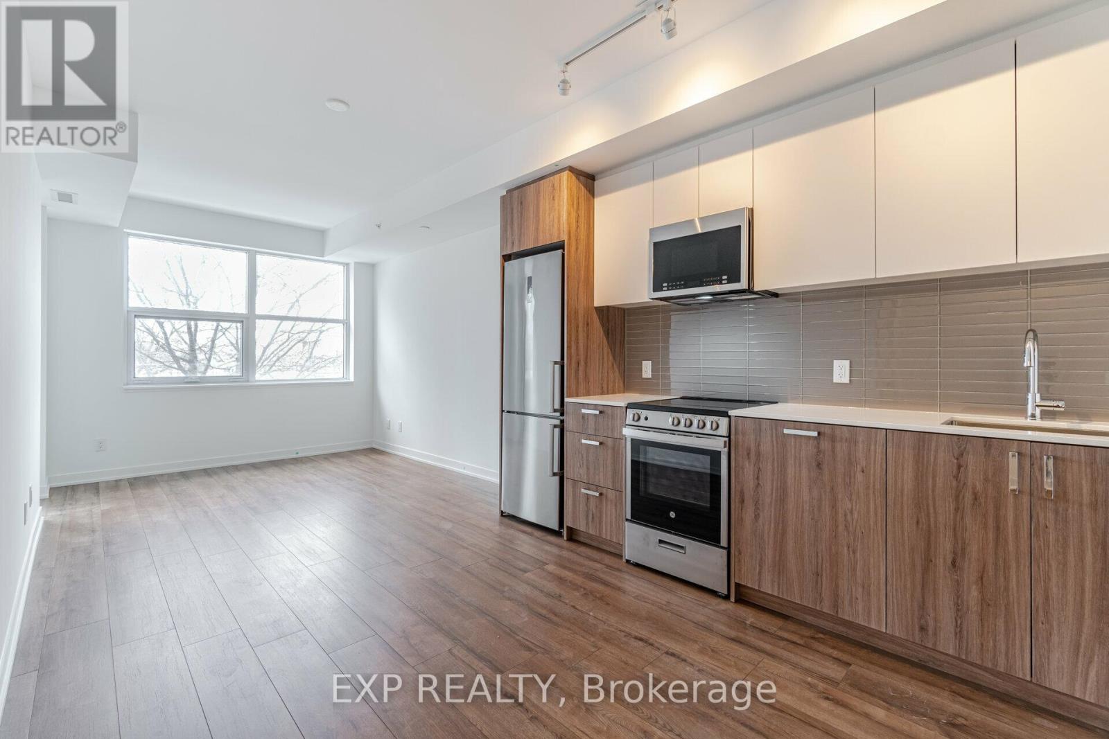 218 - 1787 St. Clair Avenue W, Toronto, Ontario  M6N 0B7 - Photo 10 - W12739268