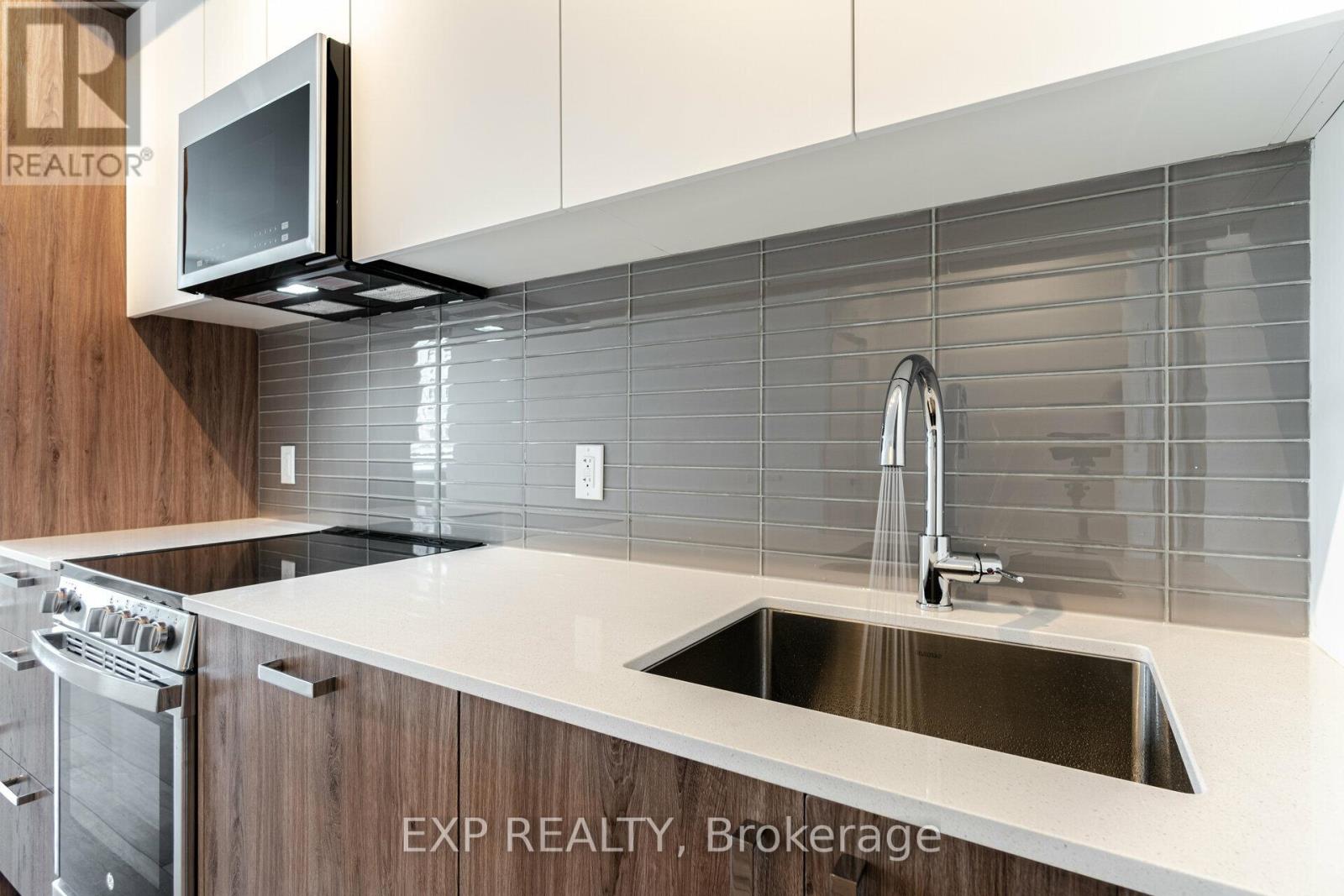 218 - 1787 St. Clair Avenue W, Toronto, Ontario  M6N 0B7 - Photo 9 - W12739268