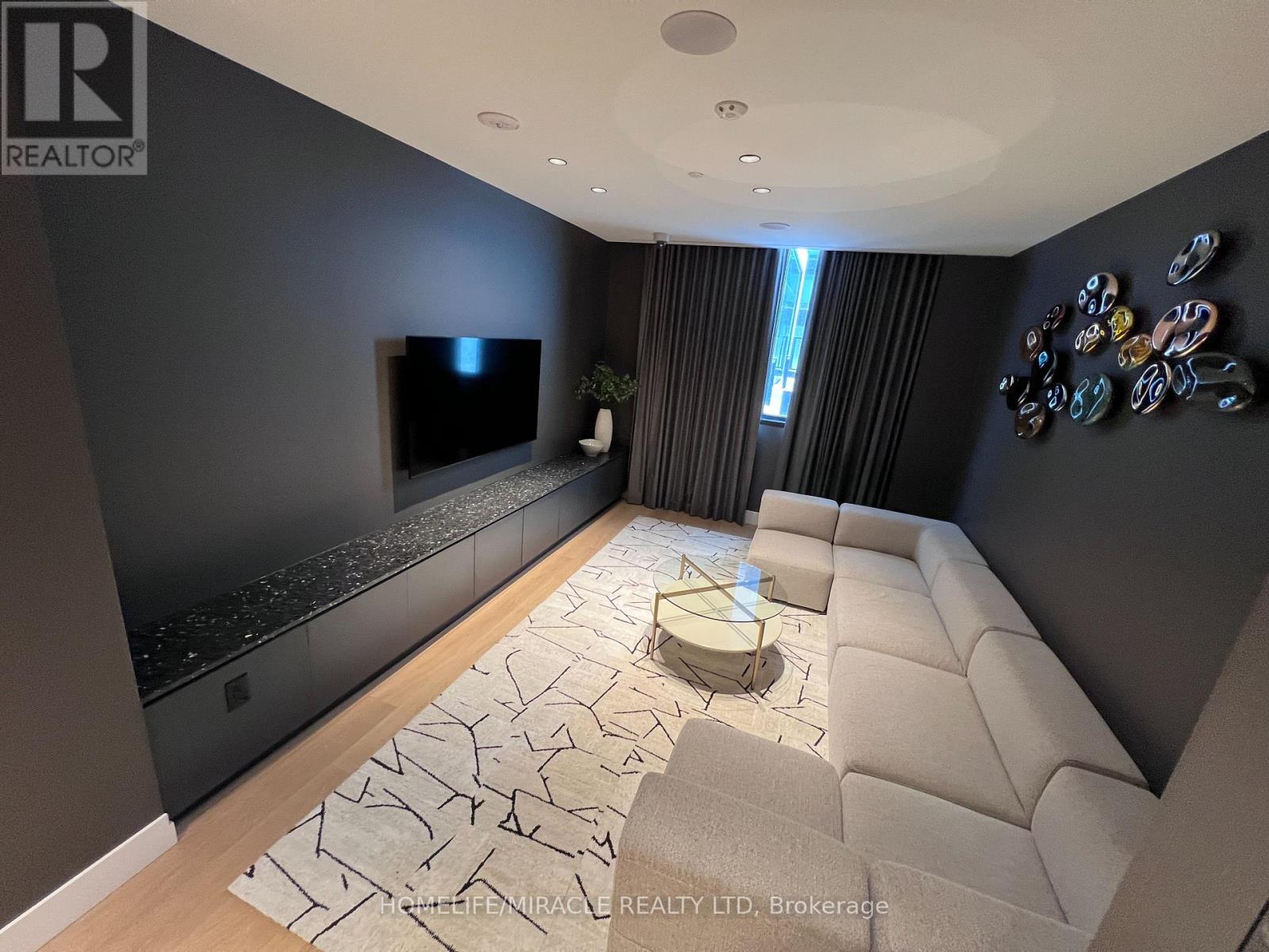 4004 - 395 Square One Drive, Mississauga, Ontario  L5B 0P6 - Photo 23 - W12739270