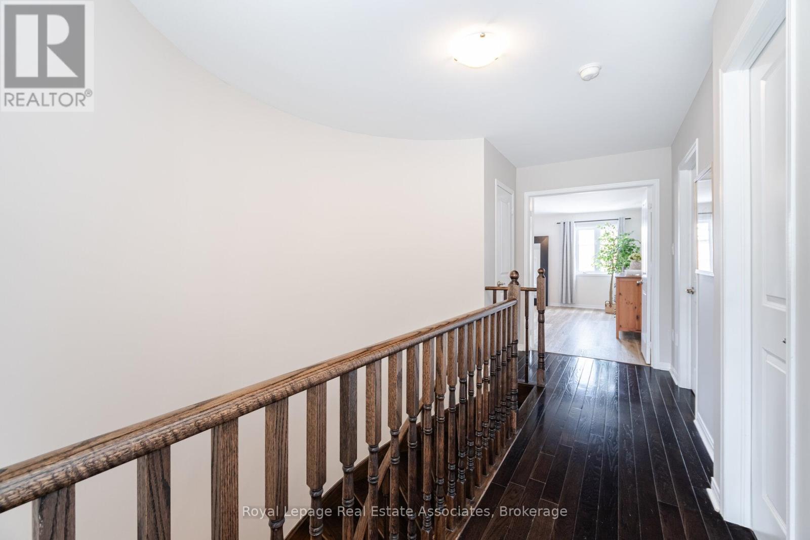 39 Wildflower Lane, Halton Hills, Ontario  L7G 0H8 - Photo 23 - W12739282