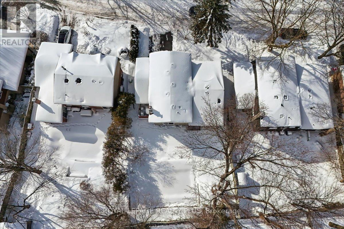 3655 Burnbrae Drive, Mississauga, Ontario  L5C 2R6 - Photo 29 - W12739286