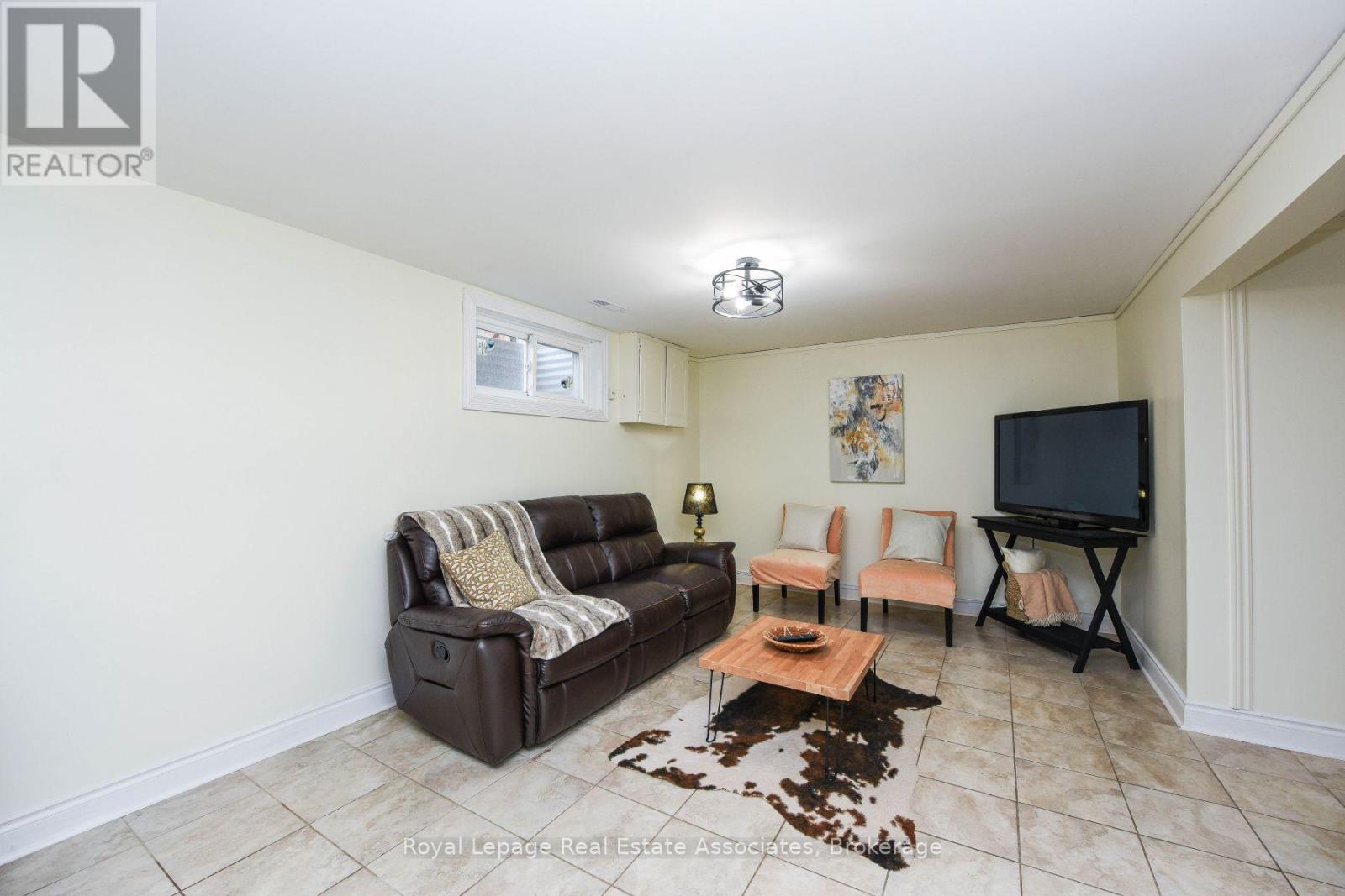 B - 90 Professor's Lake Parkway, Brampton, Ontario  L6S 3V2 - Photo 11 - W12739318