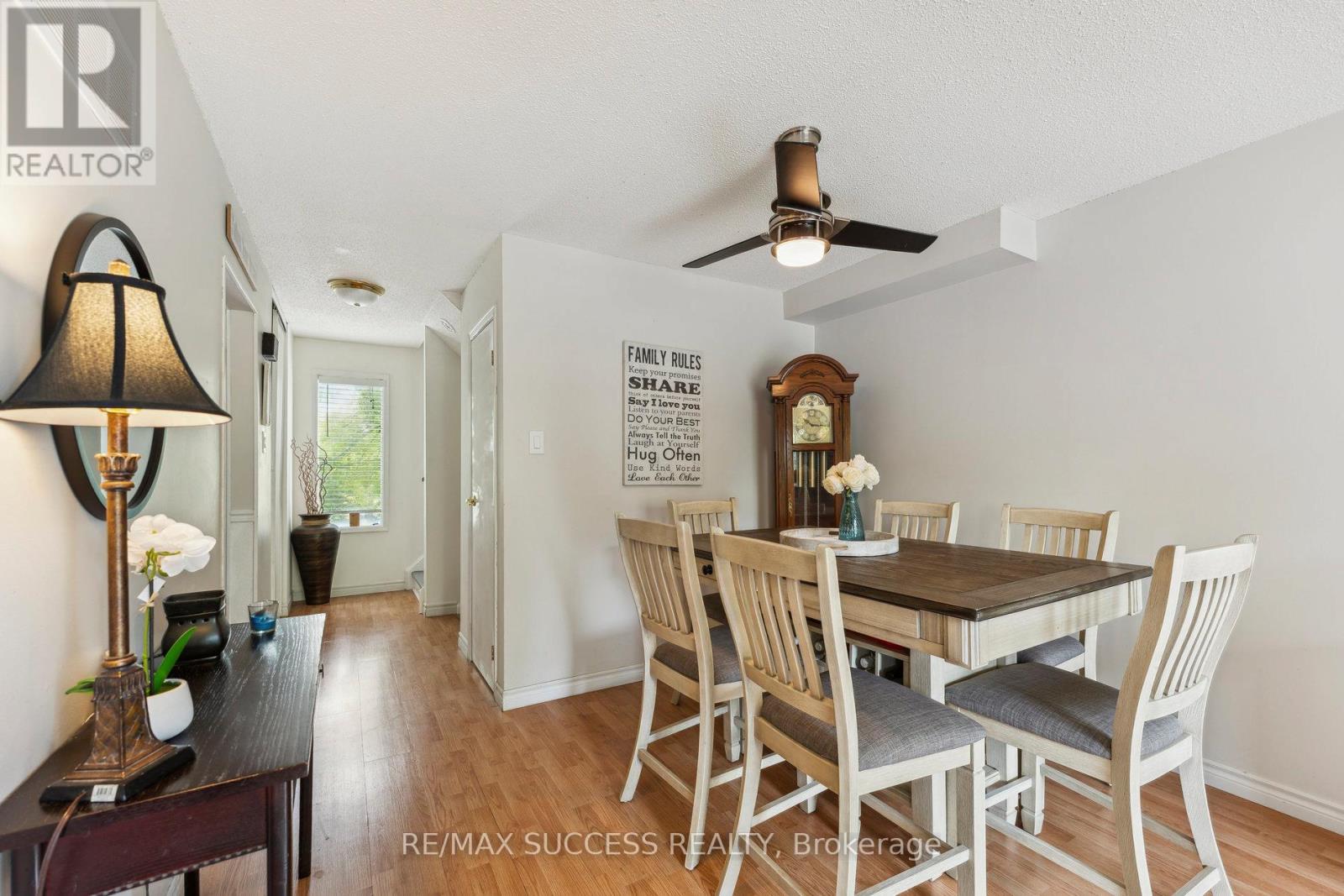 82 Lynden Circle, Halton Hills, Ontario  L7G 4Y8 - Photo 6 - W12739330