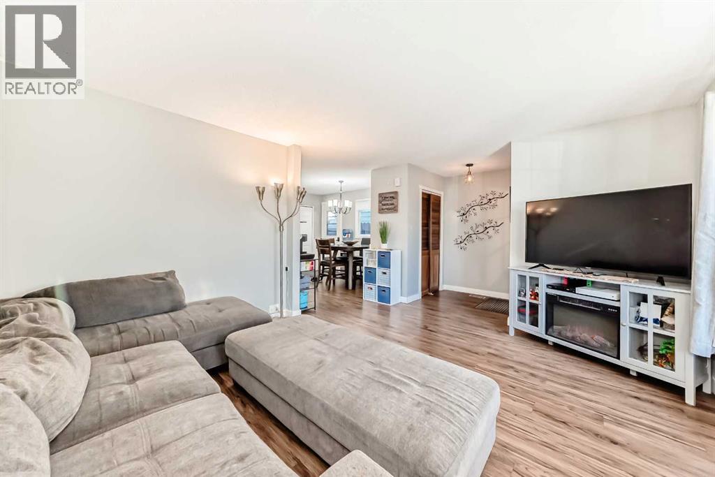 7840 20a Street Se, Calgary, Alberta  T2C 1Y5 - Photo 7 - A2280571