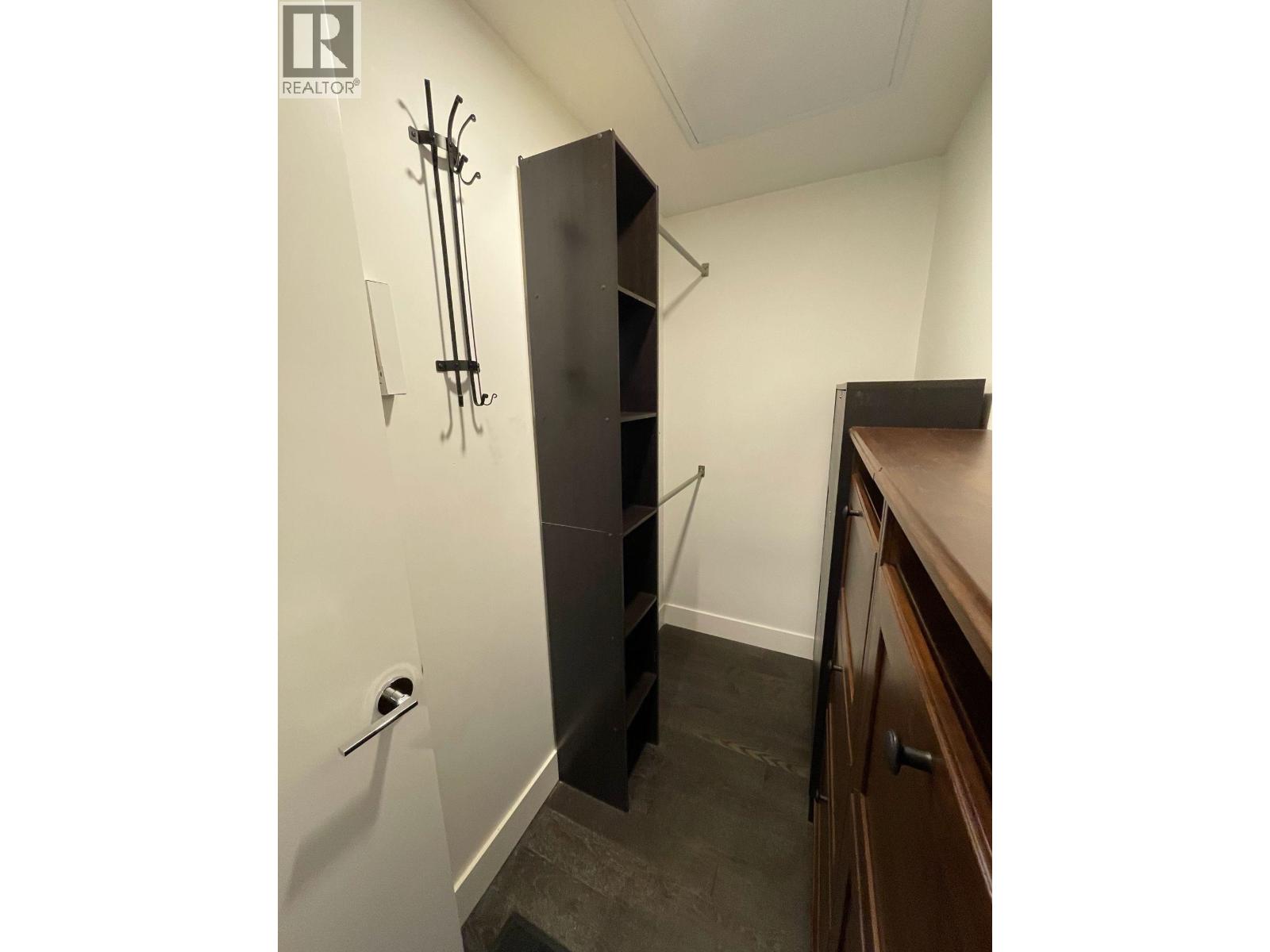 405 2666 Duke Street, Vancouver, British Columbia  V5R 4S9 - Photo 17 - R3084042