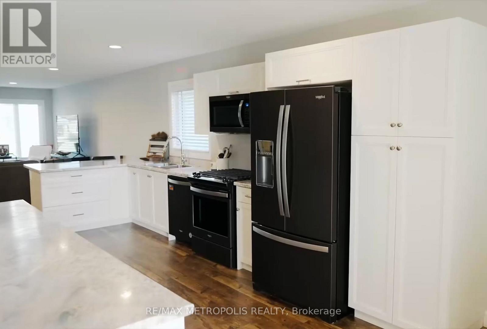 89 Moonstone Crescent, Chatham-Kent, Ontario  N7M 0S2 - Photo 8 - X12739238