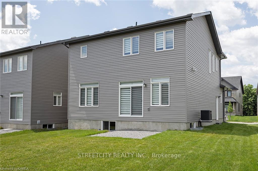 741 Riverview Way, Kingston, Ontario  K7K 0J3 - Photo 3 - X12739260