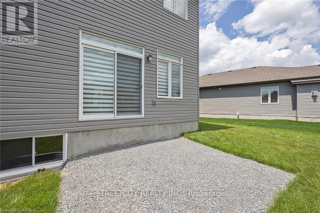 741 Riverview Way, Kingston, Ontario  K7K 0J3 - Photo 4 - X12739260