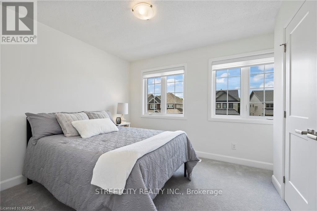 741 Riverview Way, Kingston, Ontario  K7K 0J3 - Photo 9 - X12739260