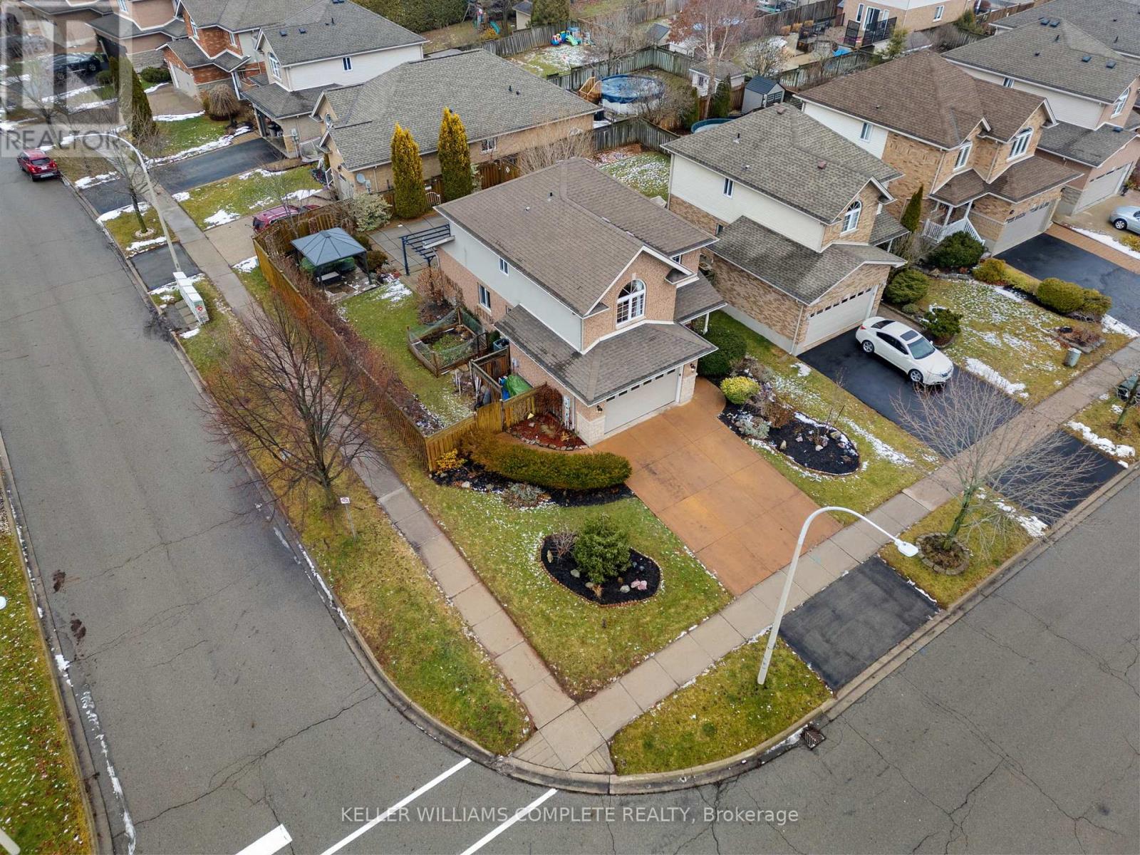 83 Udell Way, Grimsby, Ontario  L3M 5K9 - Photo 3 - X12739316