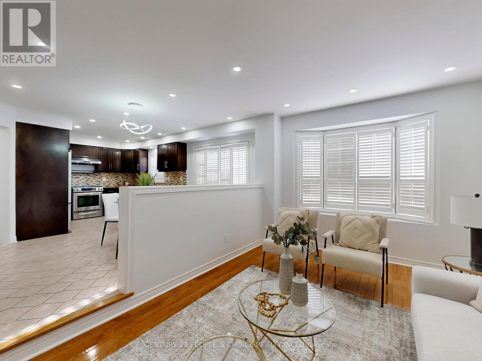 5686 Whitehorn Avenue, Mississauga, Ontario  L5V 2A9 - Photo 11 - W12738240