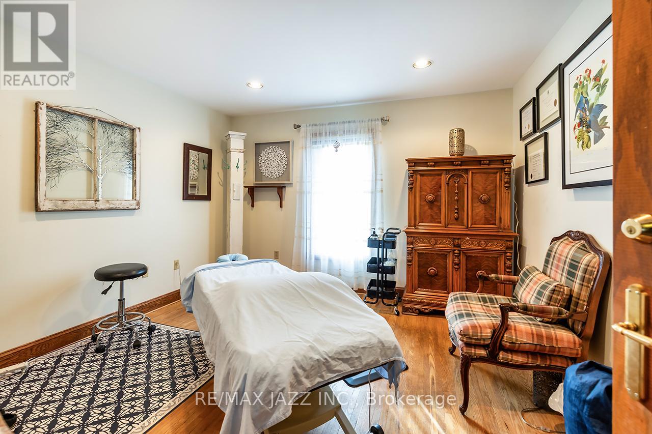 231 King Street E, Oshawa, Ontario  L1H 1C5 - Photo 13 - E12739356