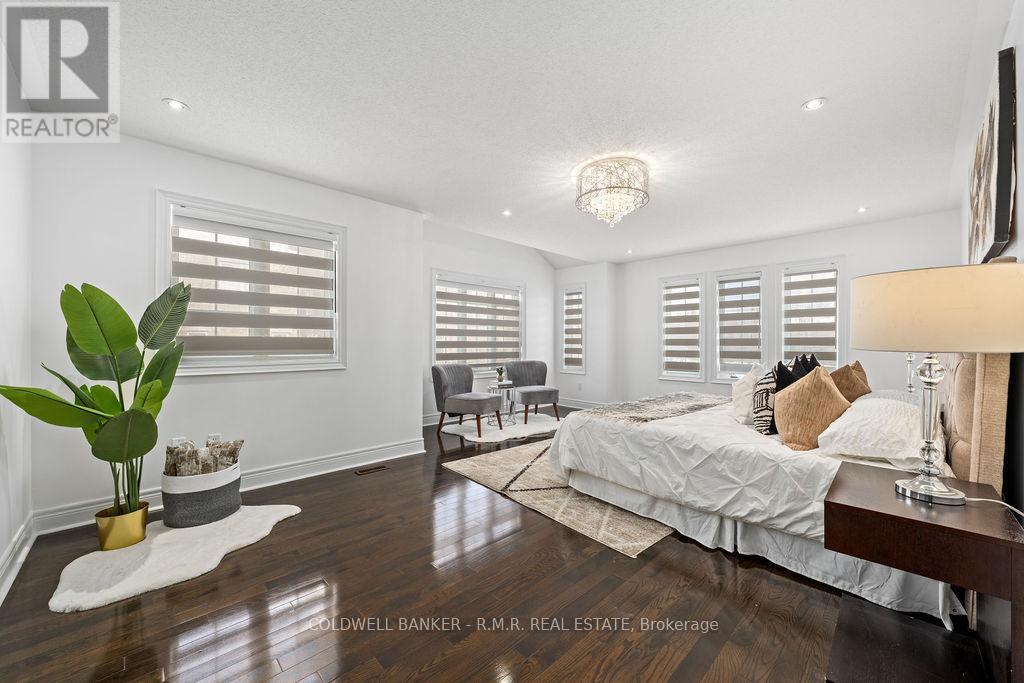 8 Valley Vista Drive, Vaughan (Patterson), Ontario  L6A 0Z2 - Photo 20 - N12739428