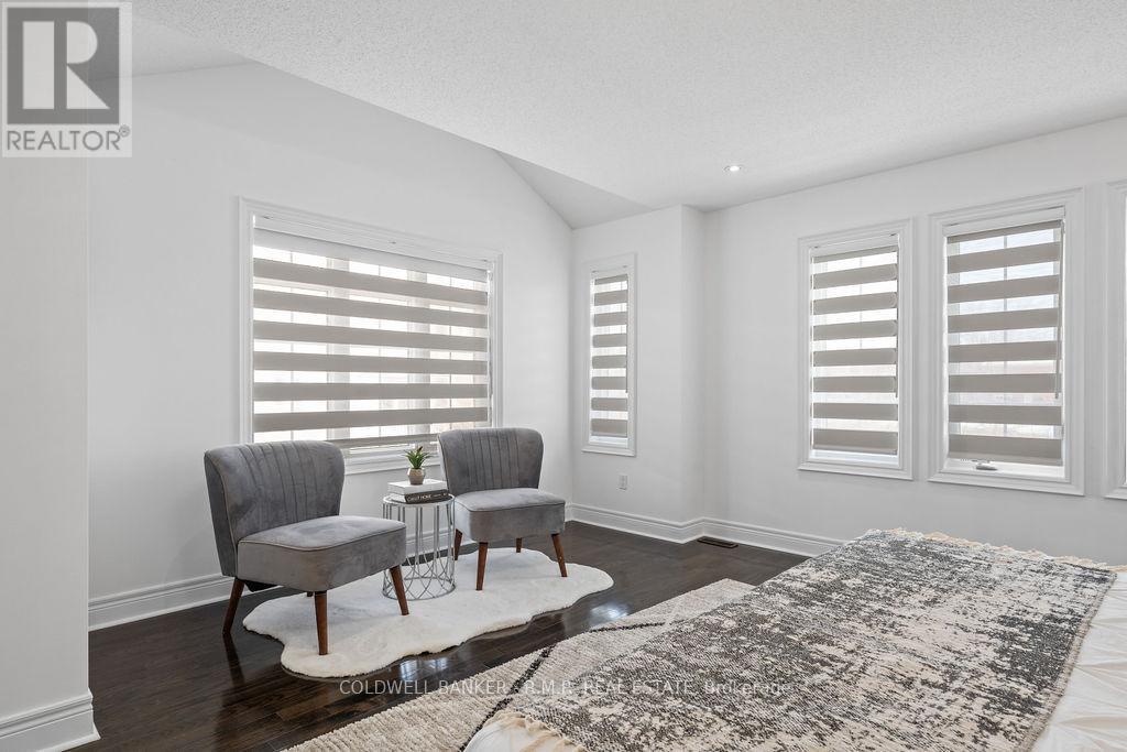 8 Valley Vista Drive, Vaughan (Patterson), Ontario  L6A 0Z2 - Photo 21 - N12739428