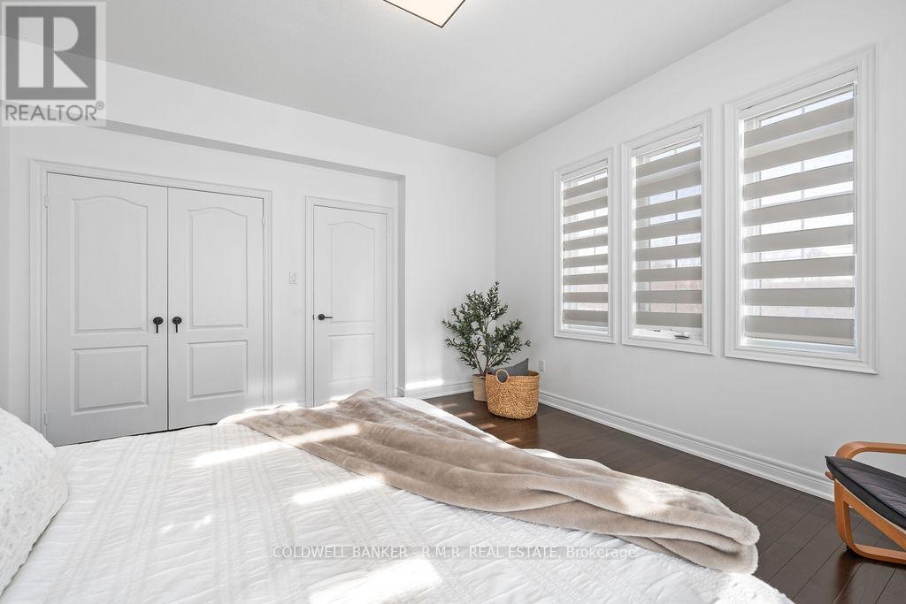 8 Valley Vista Drive, Vaughan (Patterson), Ontario  L6A 0Z2 - Photo 28 - N12739428