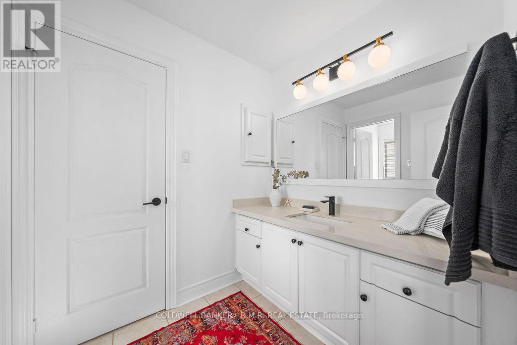 8 Valley Vista Drive, Vaughan (Patterson), Ontario  L6A 0Z2 - Photo 29 - N12739428