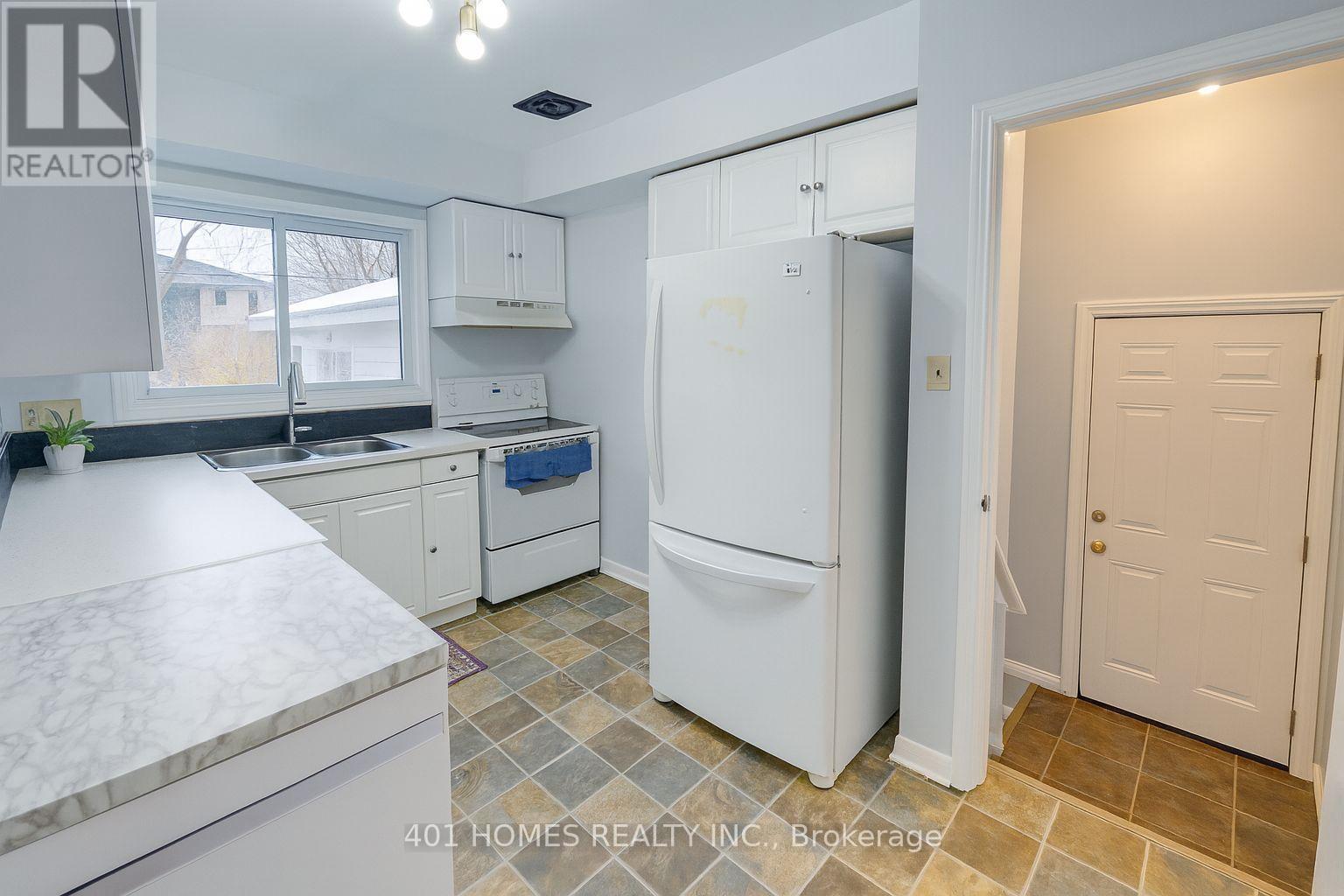 134 Mark Street E, London East, Ontario  N5V 2G9 - Photo 8 - X12739404