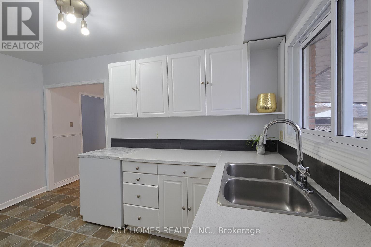 134 Mark Street E, London East, Ontario  N5V 2G9 - Photo 9 - X12739404