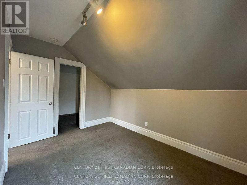 64 Edward Street, St. Thomas, Ontario  N5P 1Y6 - Photo 21 - X12739440